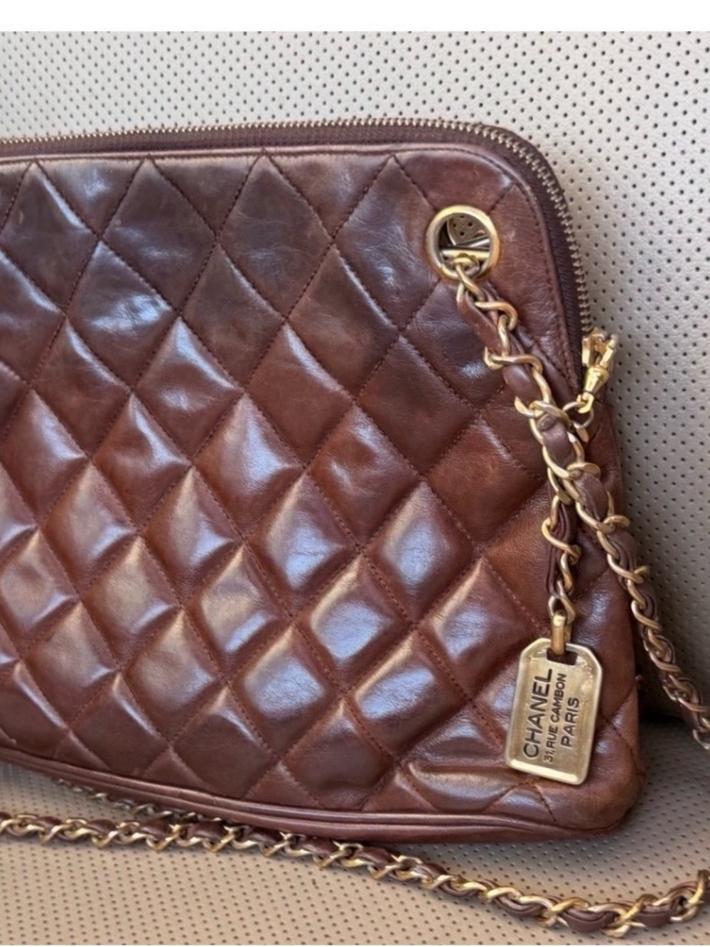 Authentic CHANEL Matelasse Quilted Leather Shoulder Bag with Gold Chain